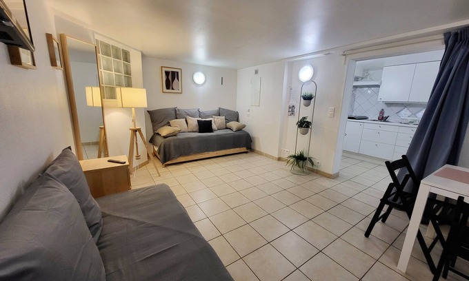 Trappes Apartment | Studio J.1 Avec 3 Lits Part