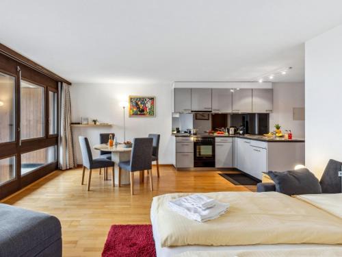 Wengen Apartment | Studio Krokus Apt-T by Interhome