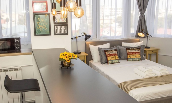Bucharest Apartment | Studio L by MRG Apartments