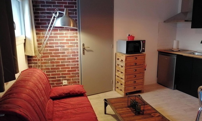 Agen Apartment | Studio La Brique Rouge - Netflix