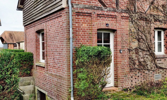 Bois-d'Ennebourg Apartment | Studio "la grenouillette" in a cottage near Rouen