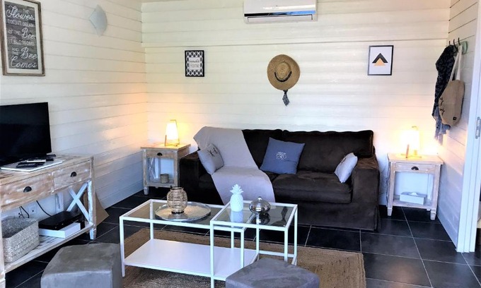 Orient Bay Apartment | Studio La Voile Blanche