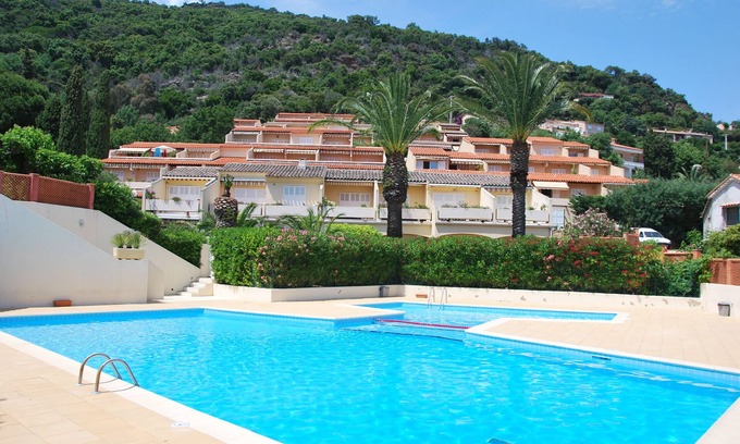 Rayol-Canadel-sur-Mer Apartment | Studio Les Pescadières Pramousquier Avec Piscine Jardin Plage