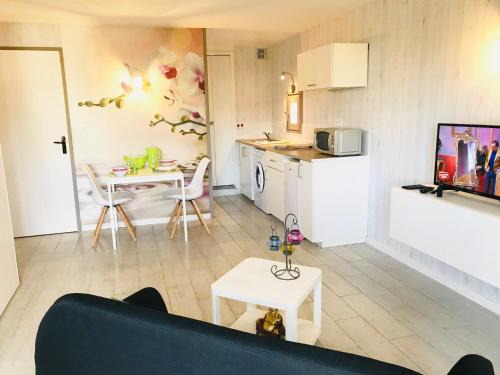 Arzon Apartment | Studio Les Remparts de Kerjouanno