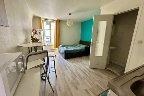 Fontainebleau Apartment | Studio lumineux entre forêt et château