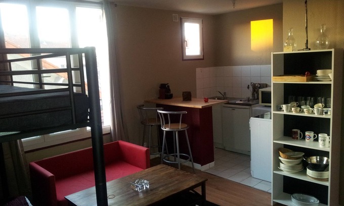 Bagnolet Apartment | Studio near Paris Métro Robespierre
