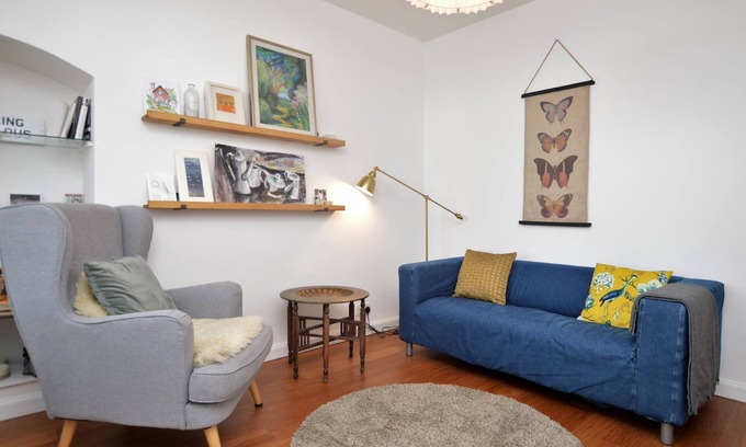 Innellan Cottage | Studio on the Shore - coastal, stunning sea views, sleeps 2