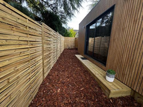 Montry Bed & Breakfast | Studio paisible sous un Pin près de Disneyland