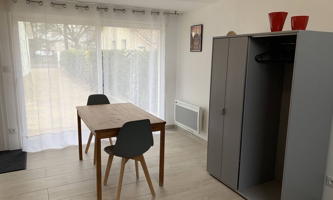 Pessac Apartment | Studio POM
