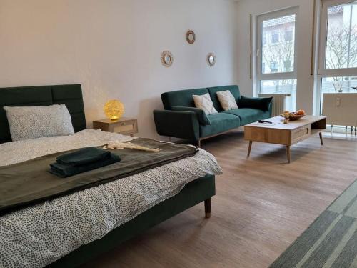 Deizisau Apartment | Studio-Priv.Parkplatz-Balkon-Wlan-Netflix-SmartTV