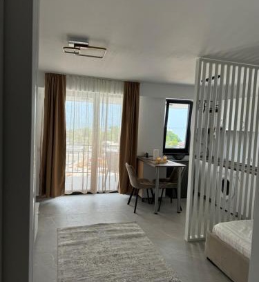 Saturn Apartment | Studio Saturn Seven Palms