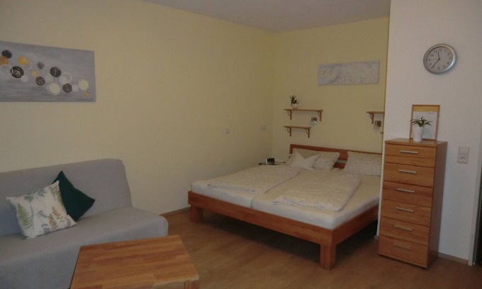 Bad Krozingen Apartment | Studio 'Sayer-Roth' with Balcony and Wi-Fi