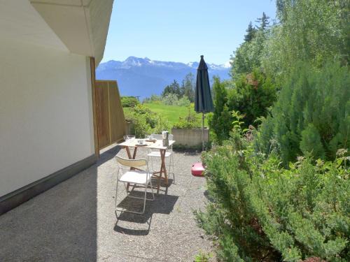 Randogne Apartment | Studio Terrasse Des Alpes 618 by Interhome