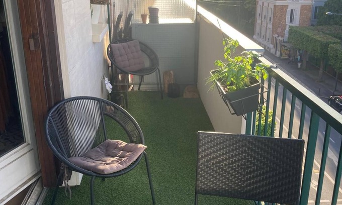 Meudon Apartment | Studio Terrasse VUE SUR Seine A 20 min de Versailles et de la Tour Eiffel