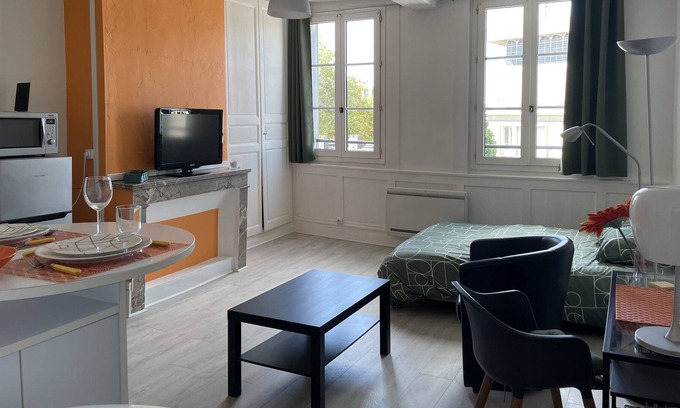 Cote Ouest Ormeaux Apartment | STUDIO THIERS - LE HAVRE HYPER CENTER