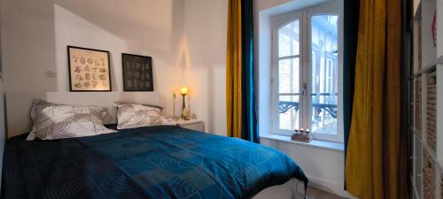 Laon Apartment | Studio vue Cathédrale Laon