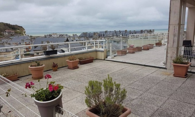 Saint-Valery-en-Caux Apartment | Studio vue mer