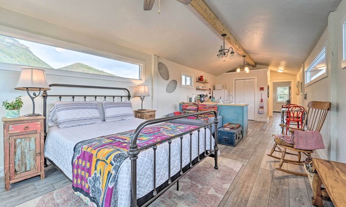 Mancos Apartment | Studio w/Mountain Views < 30 Min to Durango!