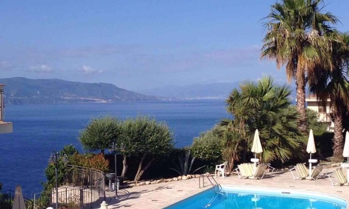 Palmi Apartment | Studio with balcony, pool and sea view