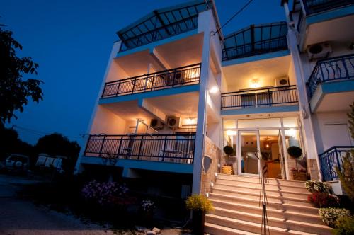Potos Apartment | Studios Maria