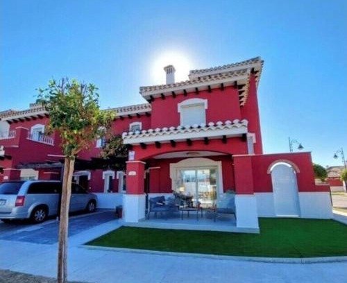 Torre-Pacheco Villa | Stunning 2 bed Villa with Private Salt water Pool