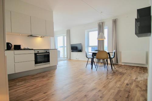 Amager Apartment | Stunning 2-BR with balcony beautiful views - 169