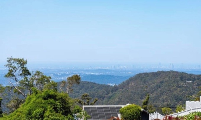 Eagle Heights House | Stunning 4-Bedroom Home with Breath-taking Gold Coast City Views!