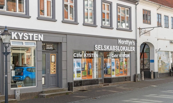 Bogense Apartment | Stunning apartment in Bogense with WiFi