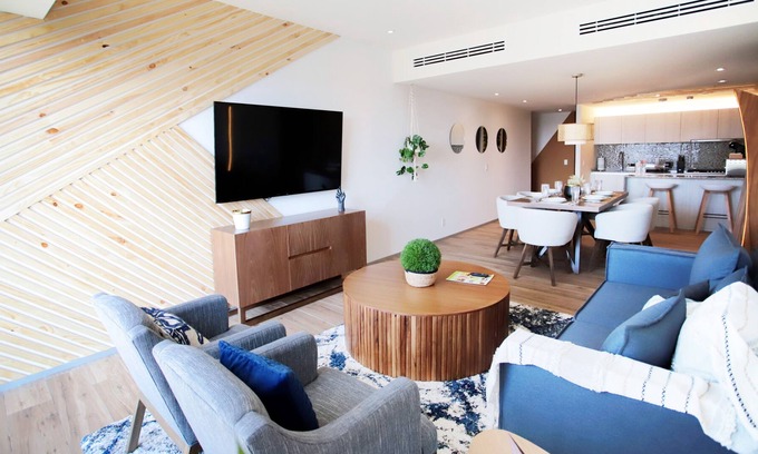 Financial District Apartment | Stunning apartment in condo