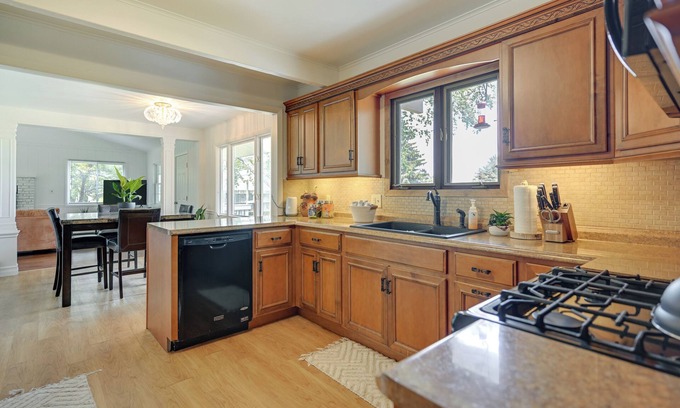 Au Gres House | Stunning Au Gres Retreat w/Grill < 1 Mi to Marina