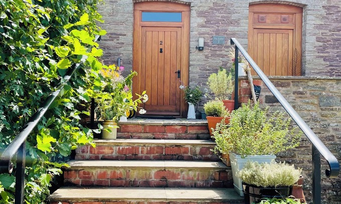 Westbrook Court House | Stunning barn conversion with views close to Hay-on-Wye