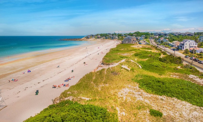 Plymouth House | Stunning beach views on Over the Dunes - White Horse Beach, Plymouth