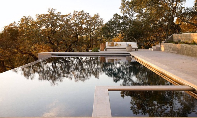 Glen Ellen House | Stunning Estate - 4BD All Ensuite with gardens, pool