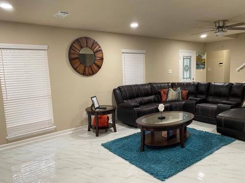 Spring House | Stunning Family Home in North Houston! - Briar Creek