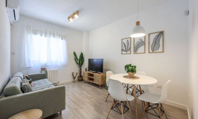 San Diego Apartment | Stunning Flat to Enjoy Madrid