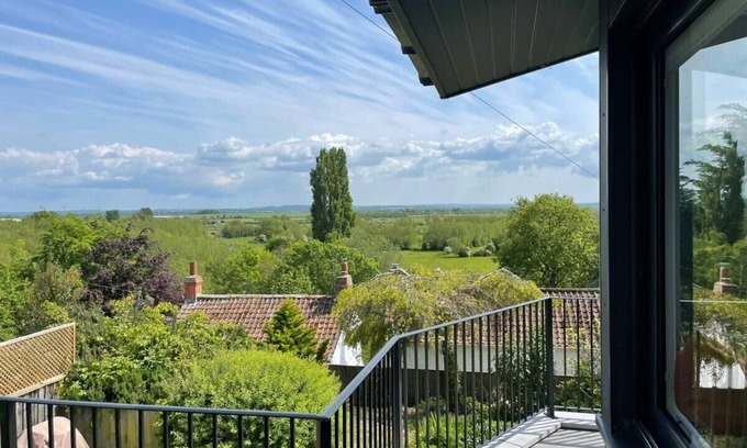 Langport House | Stunning Hillside House in Langport