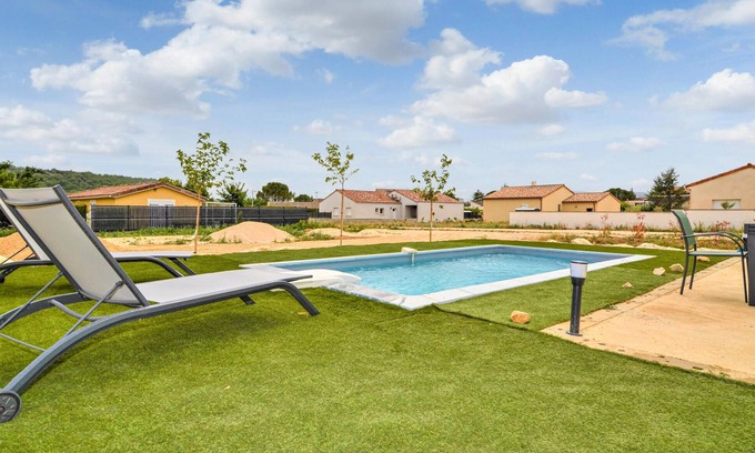 Salavas House | Stunning home in Vallon-Pont-d'Arc