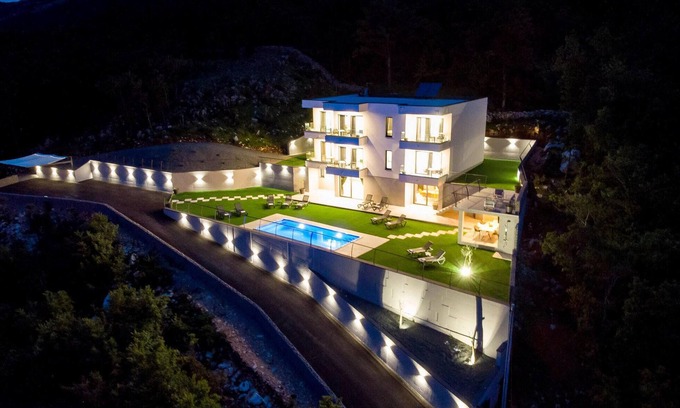 Zagore House | Stunning home in Moscenicka Draga