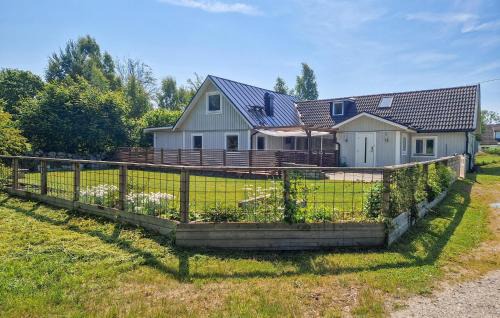 Asarum House | Stunning Home In Asarum With Wifi