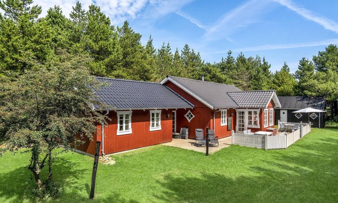 Blavand House | Stunning home in Blåvand with WiFi