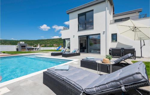 Knezovici House | Stunning Home In Donji Prolozac