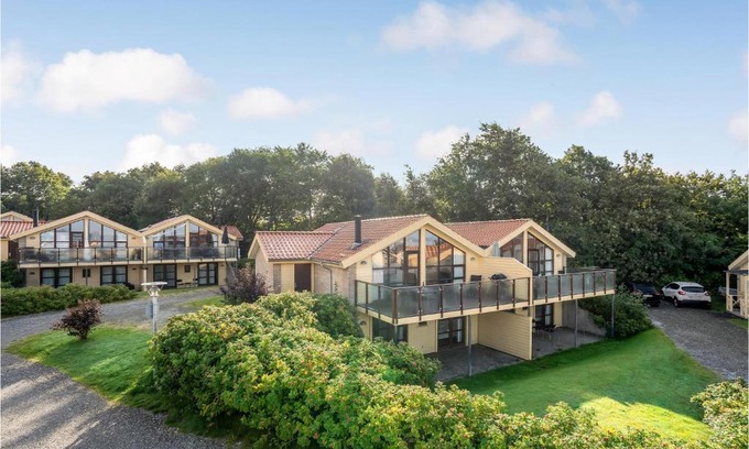 Rendbjerg House | Stunning Home In Egernsund With Kitchen