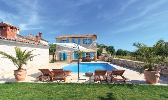 Hrboki House | Stunning home in Hrboki
