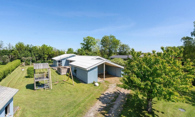 Pøt Strandby House | Stunning home in Juelsminde with WiFi