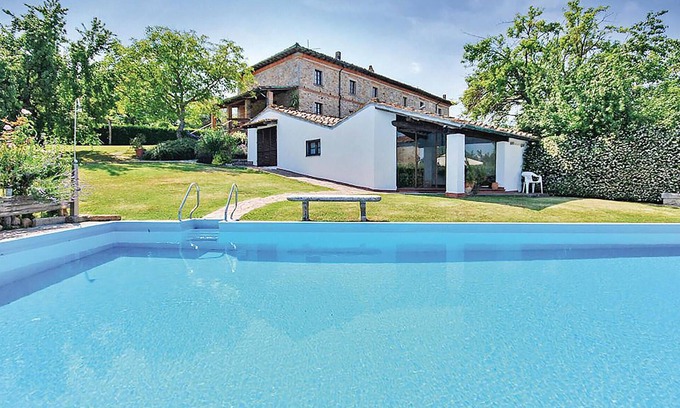 Scalvaia House | Stunning home in Monticiano with WiFi