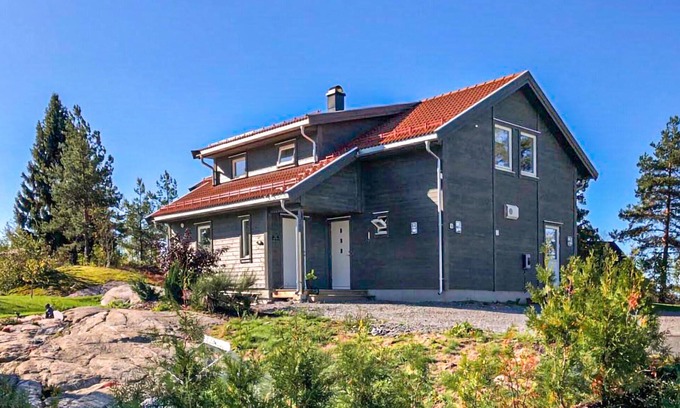As Municipality House | Stunning home in Nordre Frogn