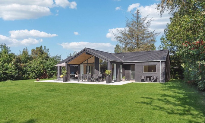 Stege House | Stunning home in Stege with WiFi