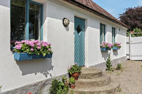 Tomelilla House | Stunning Home In Tomelilla With 3 Bedrooms And Wifi