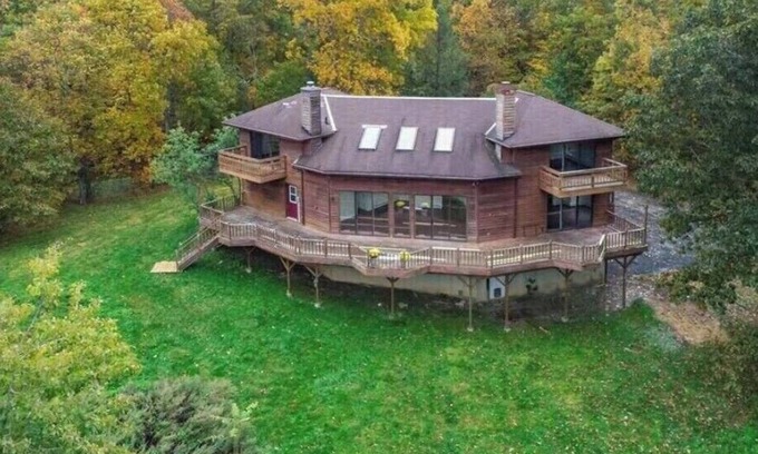 Middle Hope House | Stunning Hudson Valley Retreat: Huge deck with views, 90min from NYC