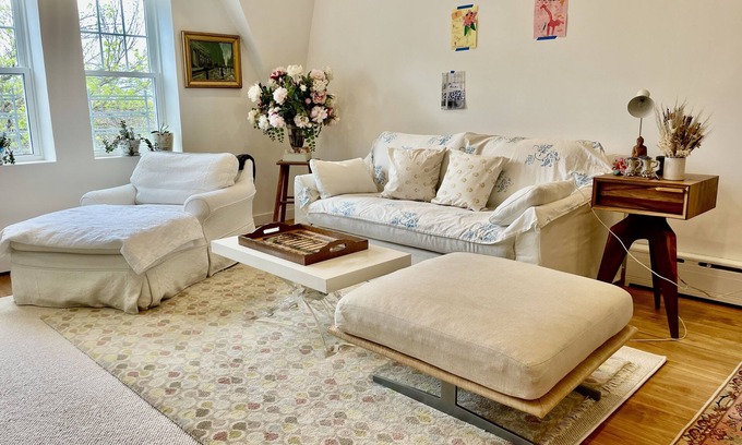 Ditmars Steinway Apartment | Stunning Loft with Views of City and Sunsets over Manhattan!